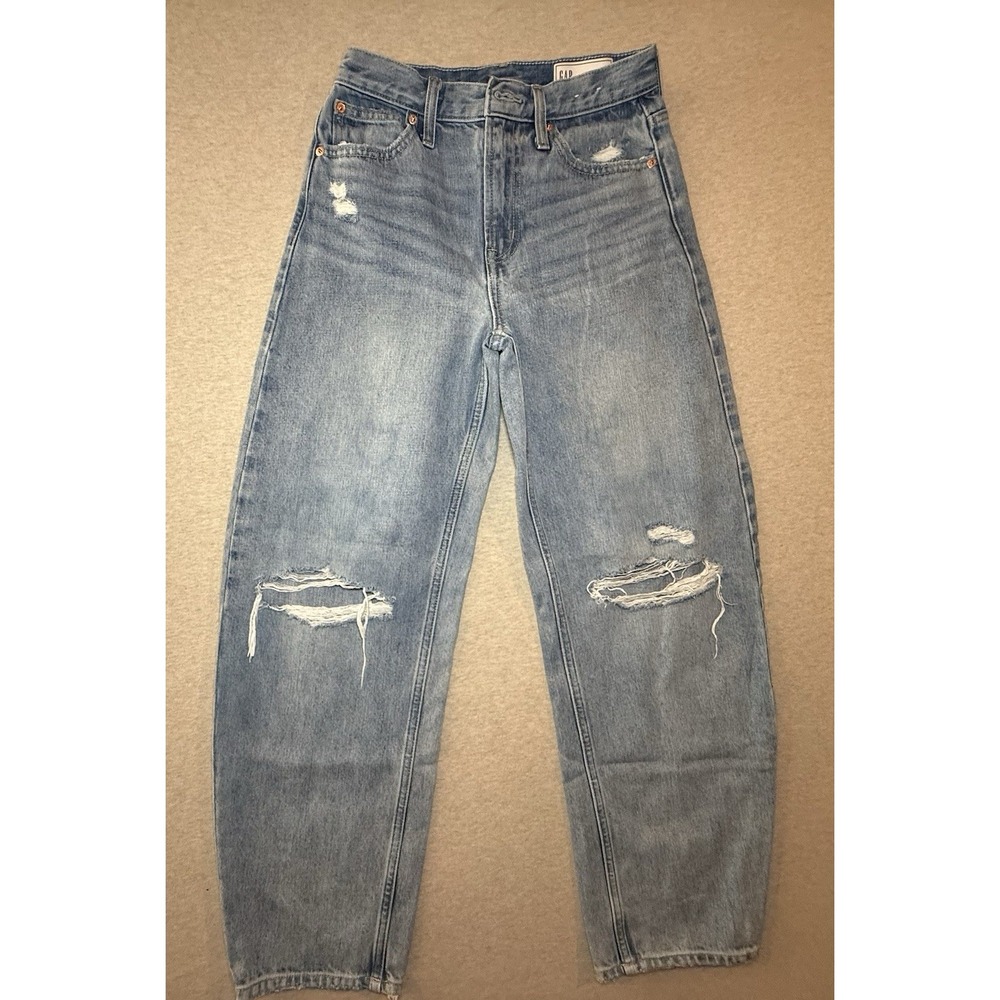 Gap Straight Leg Distressed Eomsns Light Wash Blue Jean Relax Fit Size 24